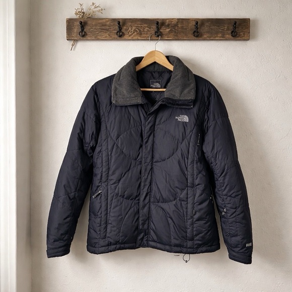 The North Face Black Puffer Jacket with Gray Collar - L - Picture 2 of 8